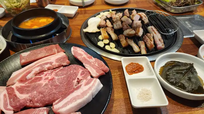 한마음 정육식당 월평점 상차림