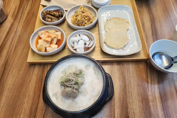 1965치킨 콩삼계탕
